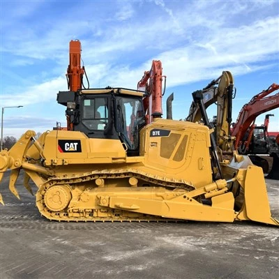 Какви са опциите за добавяне на GPS система към грейдера Cat 140k?